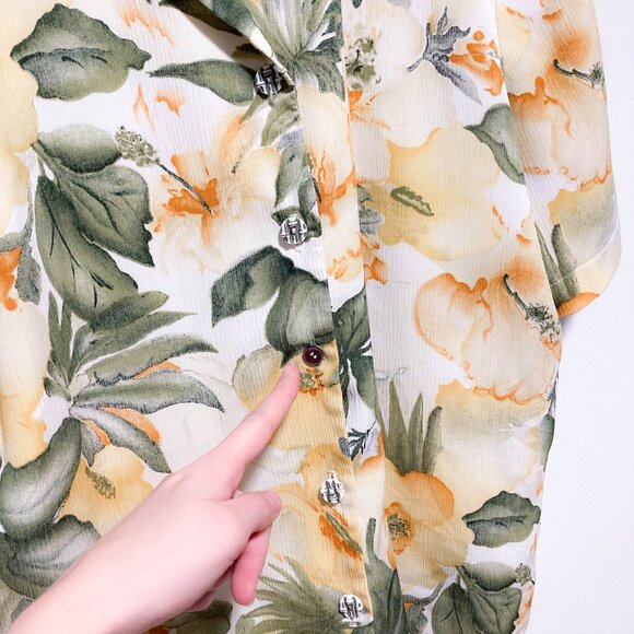 Vintage floral button down shirt - Picture 10 of 13